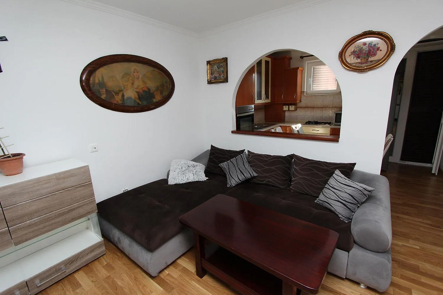 Idyllisches Apartment Nahe Dem Zentrum Und Strand Von Rovinj 0*,